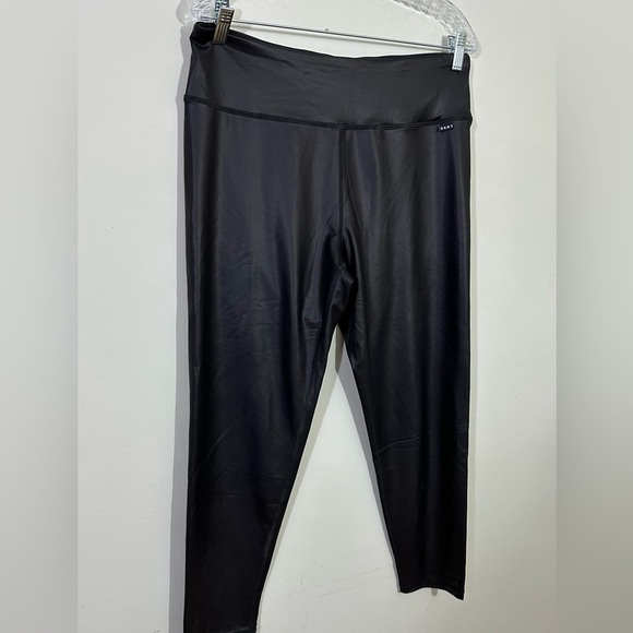 DKNY Sport sz XL faux leather pants in very nice quality fabric - Picture 9 of 14